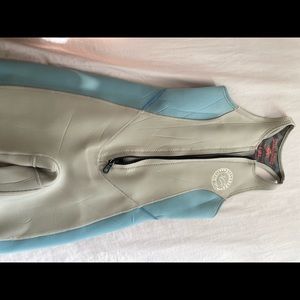 Billabong wetsuit